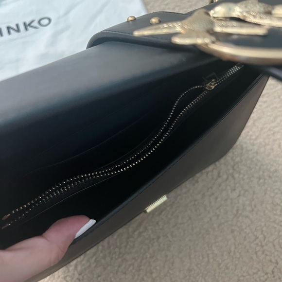 Pinko Love Classic Icon Simply C Crossbody Bag - Picture 4 of 5